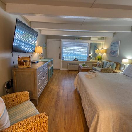 Waterway View Studio 2 W/ Pool, 1 Mile To Wrightsville Beach Wilmington Eksteriør billede