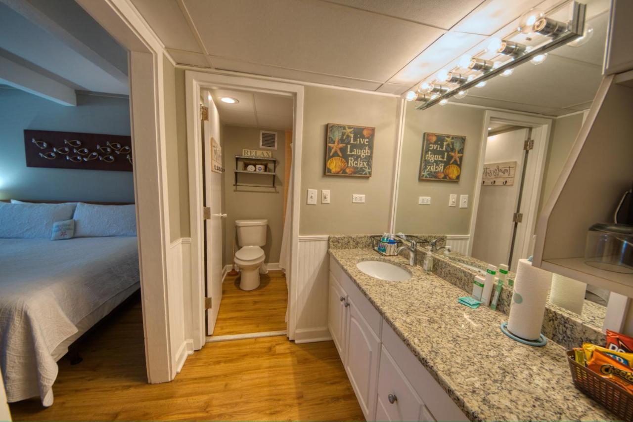 Waterway View Studio 2 W/ Pool, 1 Mile To Wrightsville Beach Wilmington Eksteriør billede